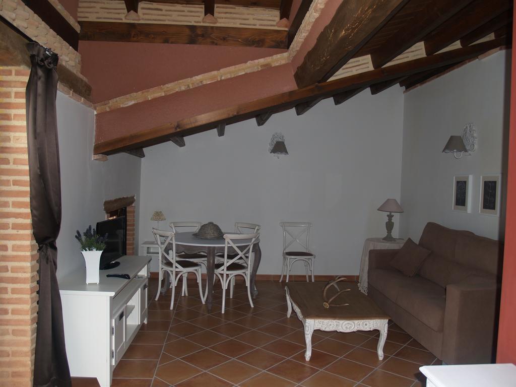 Casa Rural El Cuartel Tierzo Bagian luar foto